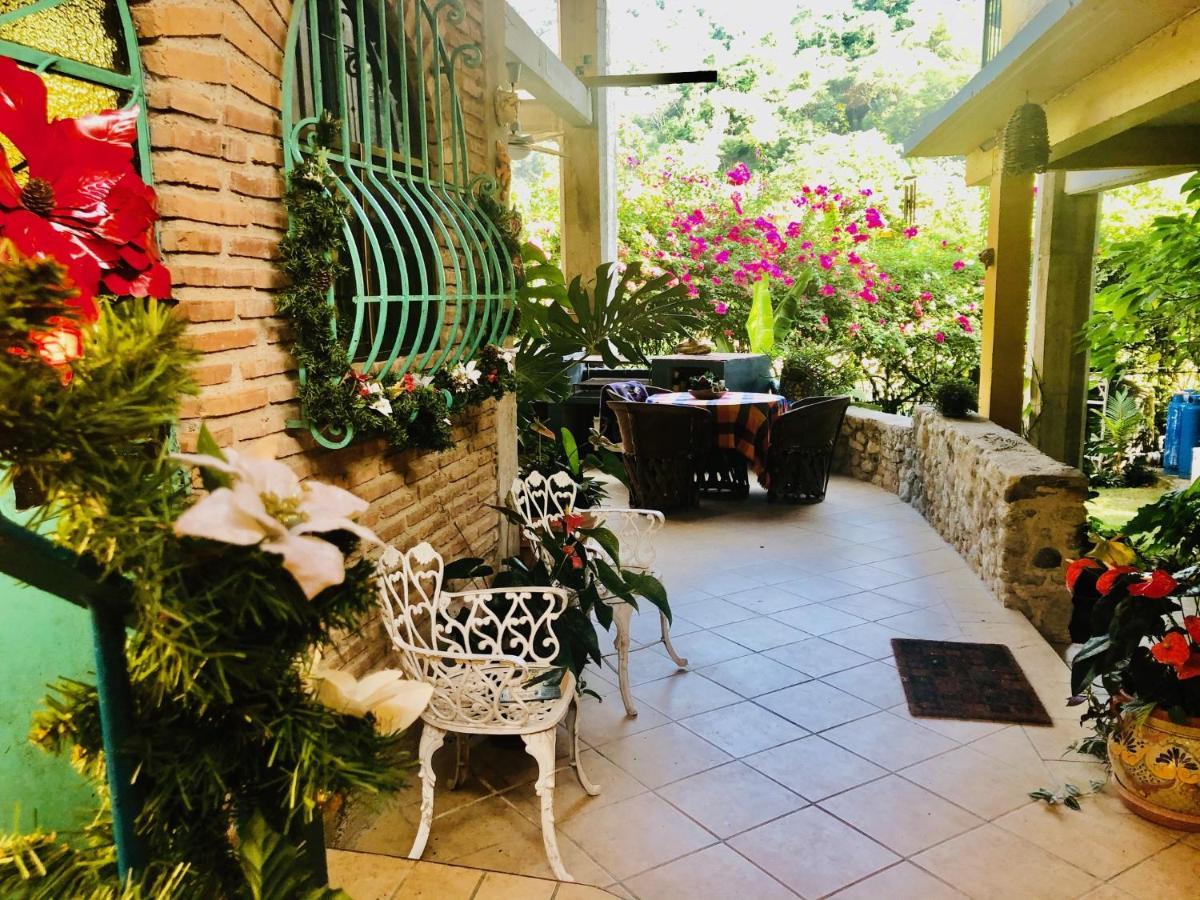 Casa Cereza Apartments Puerto Vallarta Eksteriør billede